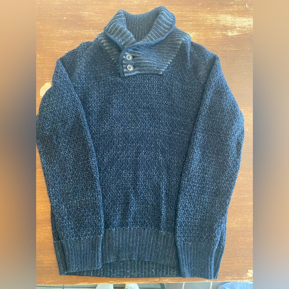 H&M men’s sweater